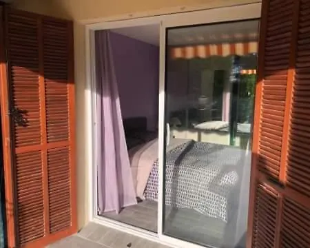 Agay Le Pti Bonheur 60m2 Rez De Jardin, En Bord De *