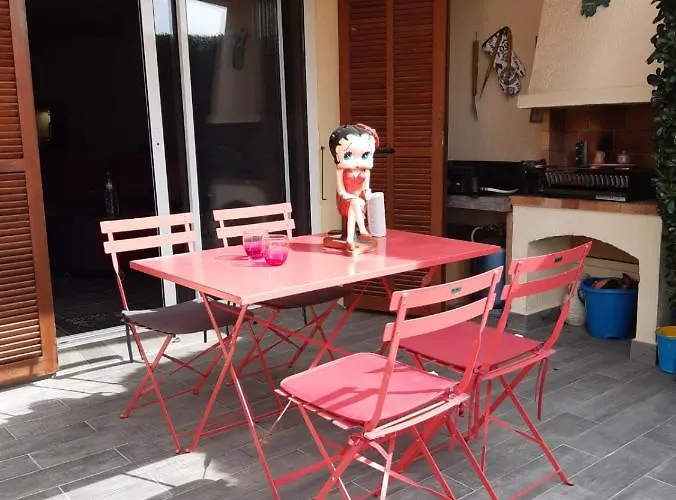 Agay Le Pti Bonheur 60m2 Rez De Jardin, En Bord De *