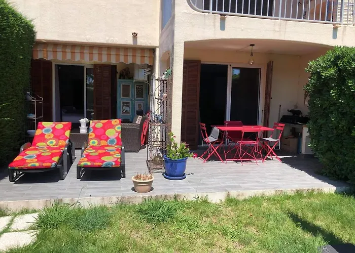 Διαμέρισμα Agay Le Pti Bonheur 60m2 Rez De Jardin, En Bord De *